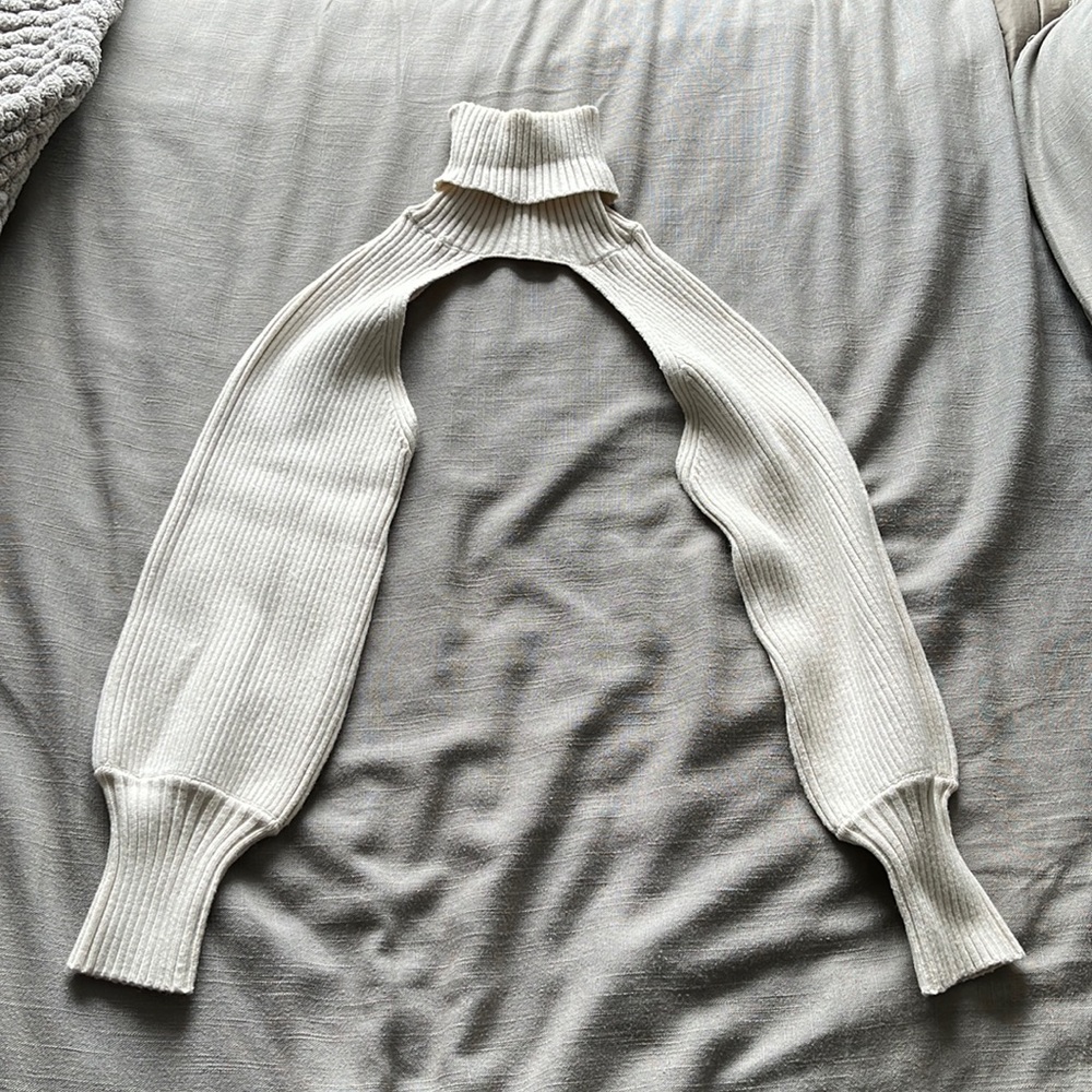 Zara arm warmer sweater